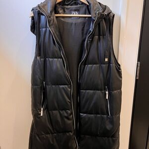 Long vegan leather black Zara vest with hood in excellent condition